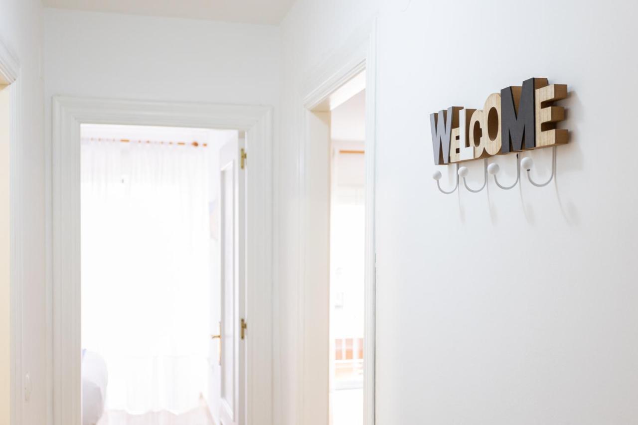 Holidays2Malaga Capuchinos French balconies, private parking, WiFi&Air con Exterior foto